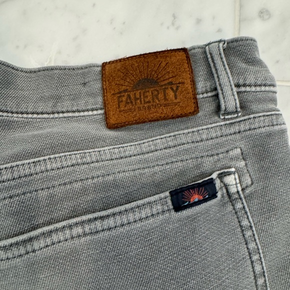 Faherty Mens Pants Size 38x30, color slate - Picture 5 of 6